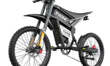 FVKING E6 elektromos dirt bike: 2000W-os motor és két akkumulátor – Érdemes megvenni?