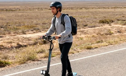 Halo Knight T108 Pro elektromos roller 2x3000W 60V 38 4Ah 95 km/h sebesség
